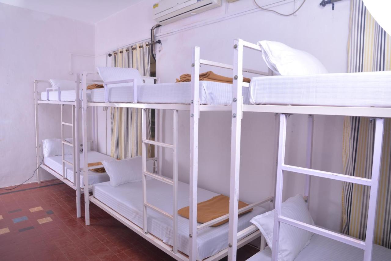 Folklore Hostel Goa Vagator Extérieur photo
