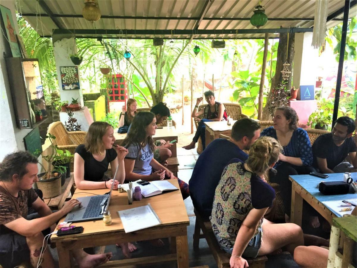 Folklore Hostel Goa Vagator Extérieur photo