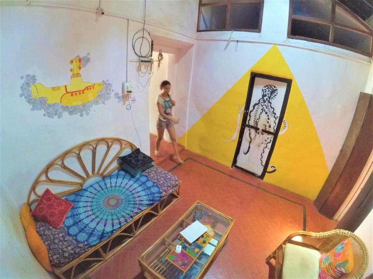Folklore Hostel Goa Vagator Extérieur photo